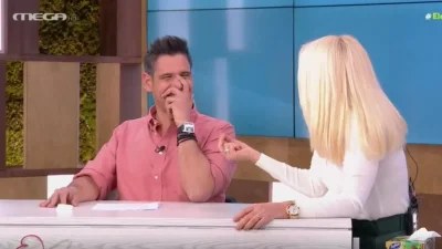 Η Ελένη Μενεγάκη άφησε "κάγκελο" τον Ουγγαρέζο με την ερώτηση της - Η επική αντίδρασή του