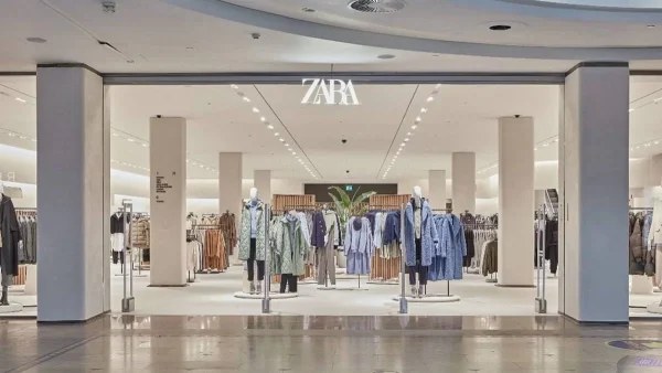 Super τιμή - Μαύρη μπότα over the knee στα Zara με μόνο 19,99 ευρώ