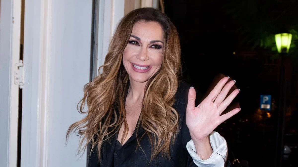 Δέσποινα Βανδή: Η ανάρτηση για την αγάπη λίγο μετά την πρώτη κοινή φωτογραφία με τον Μπισμπίκη