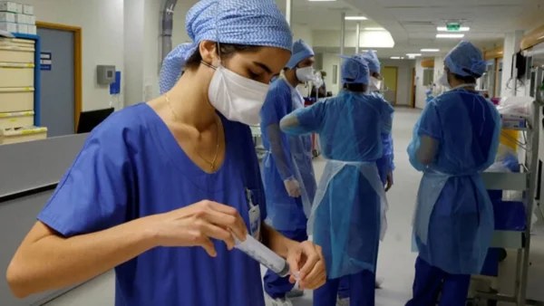 Κορωνοϊός: Νέο "μαύρο" ρεκόρ - Ξεπέρασαν τα 50.000 κρούσματα 4/1