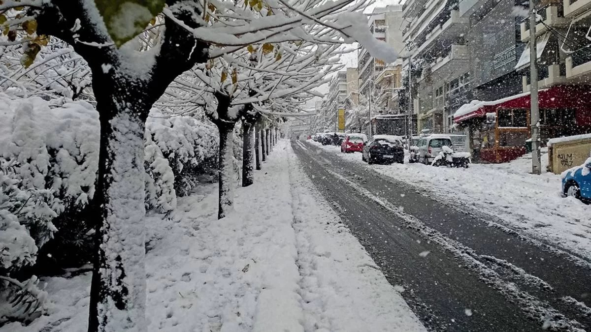 Σαρώνει η κακοκαιρία «Ελπίς» - Παγετός και κίνδυνοι στην κυκλοφορία