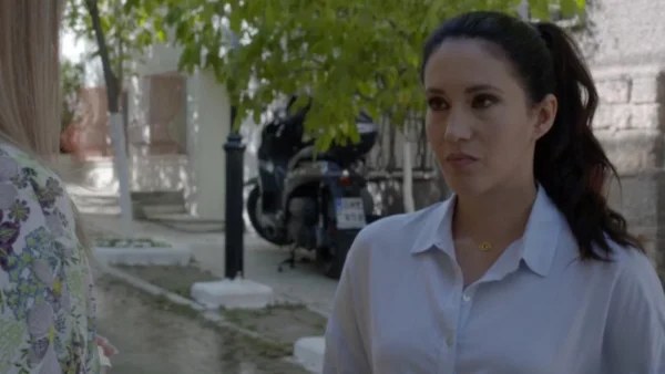 Τα πάνω κάτω στον Ήλιο - Η Ελένη παίρνει μια απρόσμενα γενναία απόφαση
