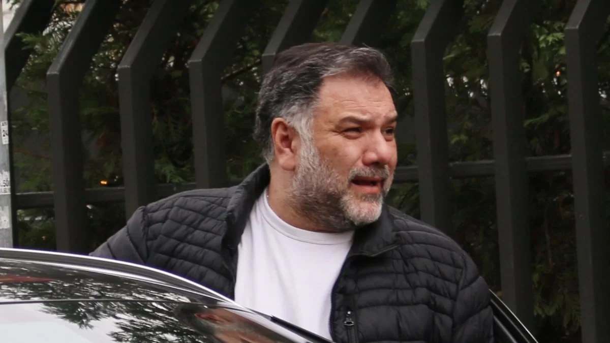 «Έφυγε από τη ζωή...» - Η σπαρακτική ανάρτηση του Γρηγόρη Αρναούτογλου