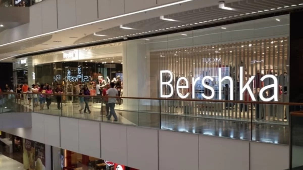 Χοντρό μπουφάν από τα Bershka μόνο με 35,99 ευρώ - Βγαίνει συνολικά σε 4 χρώματα
