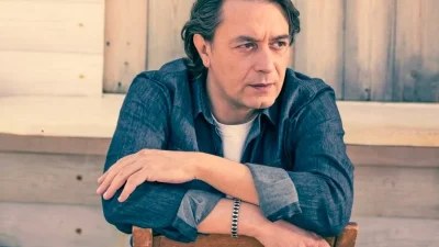 Κακοκαιρία "Ελπίδα": Ξέσπασε ο Γιάννης Κότσιρας - Παραμένει εγκλωβισμένος και χωρίς ρεύμα