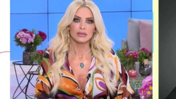 Επικό γέλιο με την Κατερίνα Καινούργιου: «Οι φίλες μου λένε ότι μοιάζω με την...»