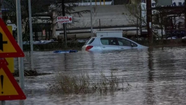 Καιρός 12/1: Ισχυροί άνεμοι και τσουχτερό κρύο σήμερα! Συνεχίζεται η κακοκαιρία