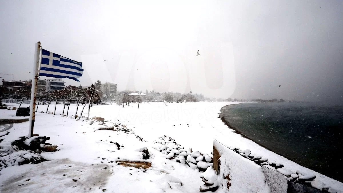 Καιρός 25/1: Δεν σταματάει ο χιονιάς - Οι περιοχές που θα ντυθούν και σήμερα στα λευκά