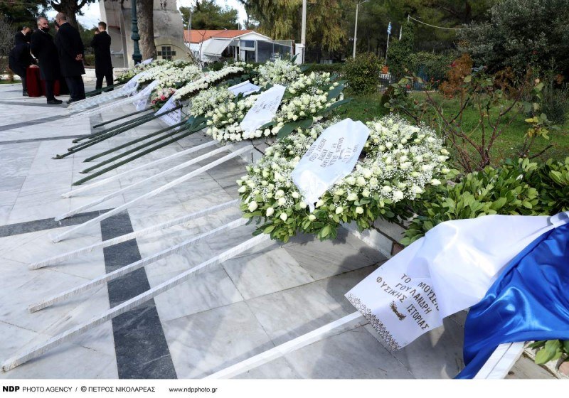 Κηδεία Αλέκου Φασιανού.