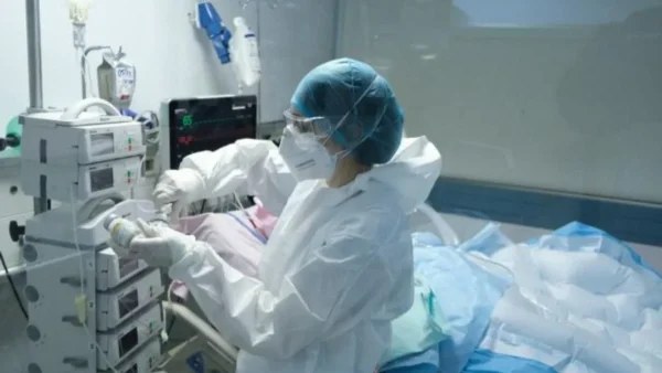 Κορωνοϊός: Η "Όμικρον" δεν θα είναι η τελευταία μετάλλαξη