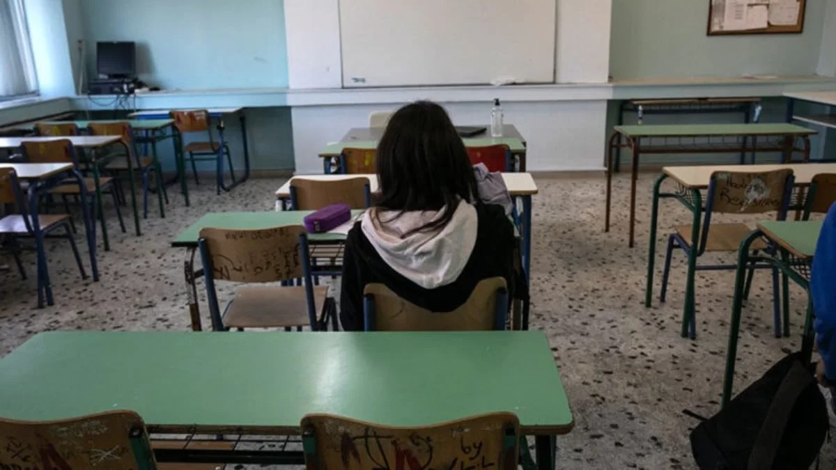 Κορωνοϊός: Κλείνουν όλα τα σχολεία στις Σπέτσες