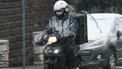 Κακοκαιρία "Ελπίς": Χωρίς κούριερ και delivery σήμερα 27/1
