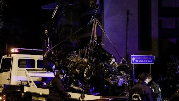 Θανατηφόρο τροχαίο Μονογυιού: Το σοκαριστικό βίντεο με το άψυχο κορμί του 45χρονου στον δρόμο
