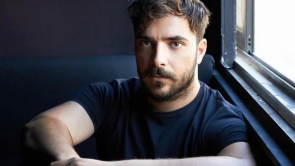 Σε σοκ ο καλλιτεχνικός χώρος με τον θάνατο του Πάνου Νάτση