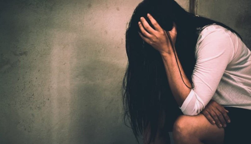 Νέα υπόθεση Πελικό στη Βρετανία: Νάρκωνε και κακοποιούσε σεξουαλικά τη σύζυγό του για 20 χρόνια – Στο εδώλιο με άλλους 12 άνδρες