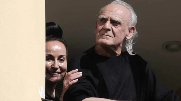 Η πρώτη δήλωση της Σταμάτη μετά το άνοιγμα της διαθήκης του Τσοχατζόπουλου - «Ελπίζω και εύχομαι να...»