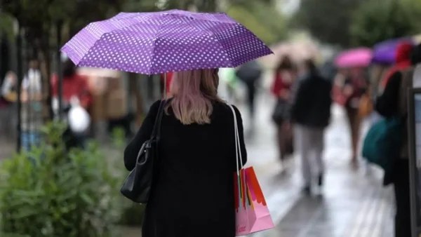 Χαλάει ο καιρός σήμερα (8/1) - Πού θα έχουμε βροχές και καταιγίδες