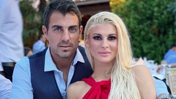 Πηλιάκη - Χανταμπάκης: Ο τεράστιος χιονάνθρωπος που έφτιαξαν με τα παιδιά τους - Φωτογραφία