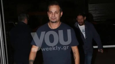 Σπάνια φωτογραφία της αδερφής του Ντέμη Νικολαΐδη - Έχουν ακριβώς ίδια...