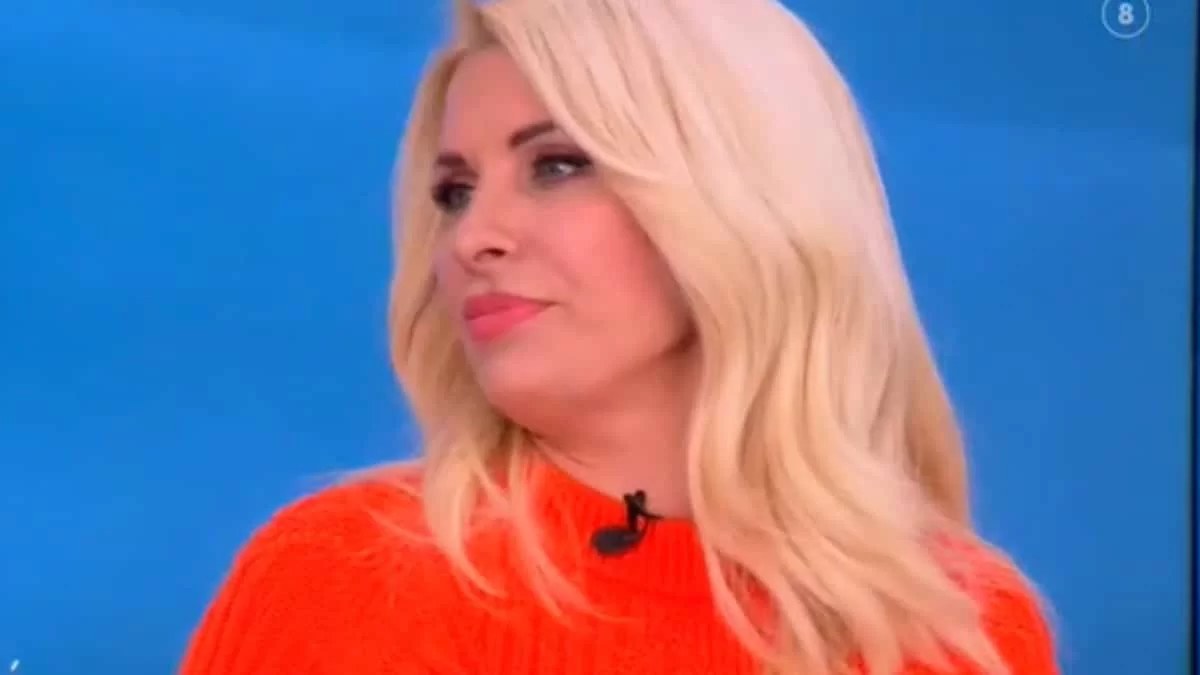 Ελένη Μενεγάκη: «Έχει πλάκα σήμερα πάλι να μας γκαντεμιάσουν» - Η αποκάλυψή της on air