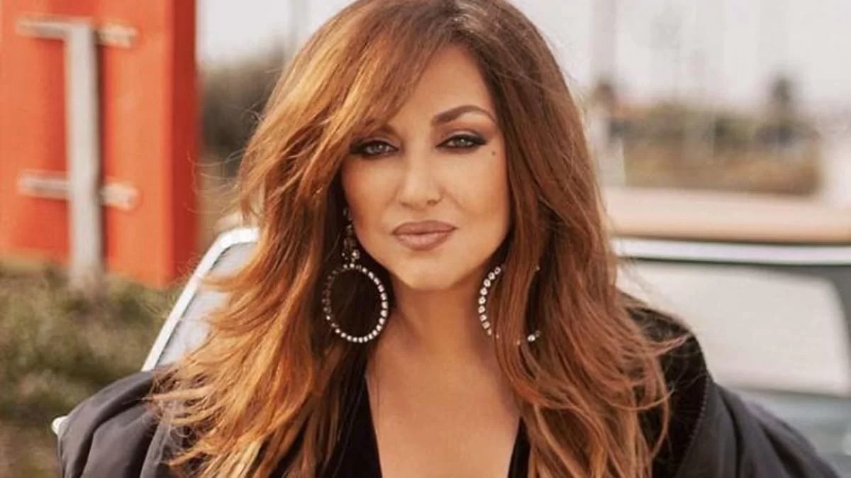 Καίτη Γαρμπή: Κούκλος και γνωστός Dj - Αυτός είναι ο ανιψιός της τραγουδίστριας