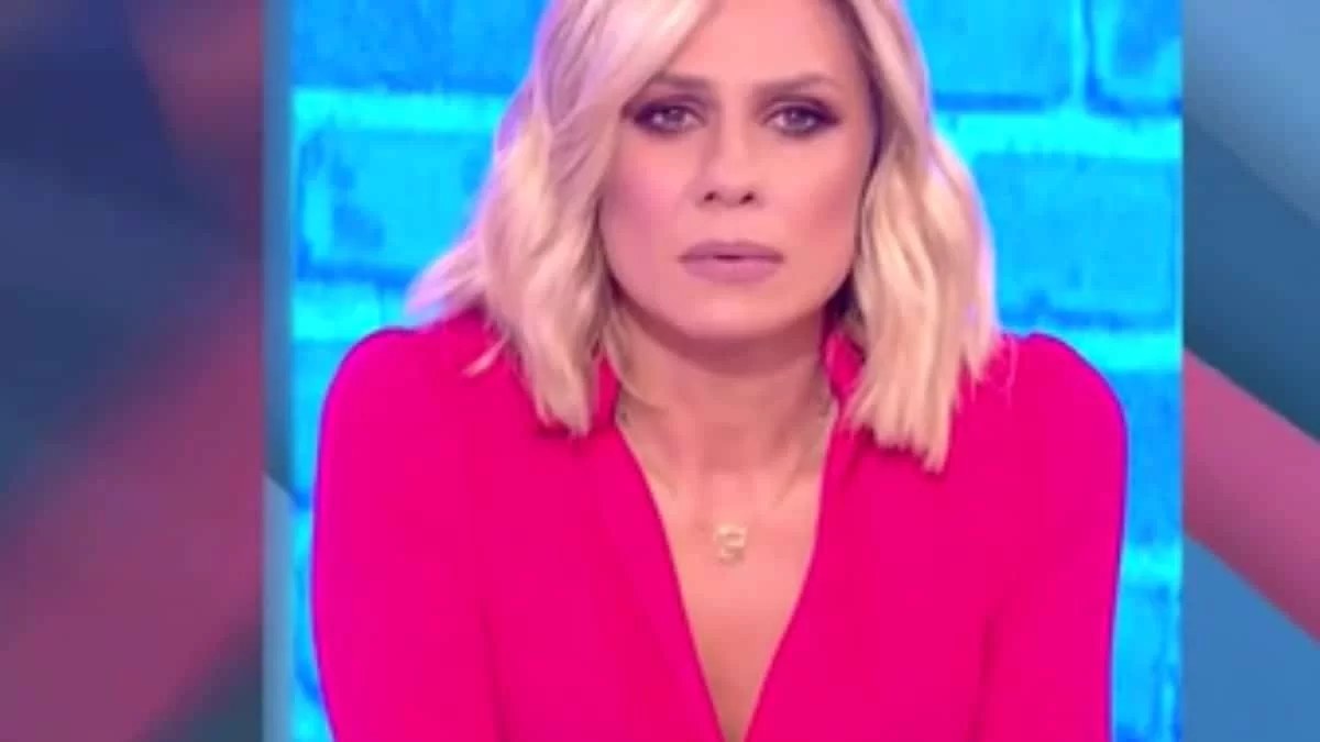 Οι "αιχμές" της Κατερίνας Καραβάτου on air: «Καλύτερα να ξεκαθαρίζονται αυτά τα πράγματα νωρίς για να μην...»