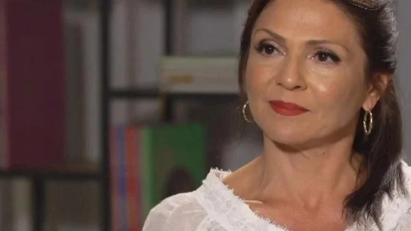 Άκρως αποκαλυπτική η Ταμίλα Κουλίεβα για το διαζύγιο - "Τελείωσε η ερωτική σχέση, μας ενώνει..."