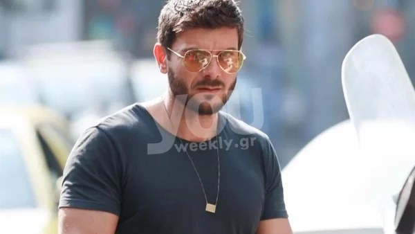 Έχει θέα όλη την Αθήνα και διαθέτει μέχρι και γυμναστήριο - Το εντυπωσιακό σπίτι του Μάνου Γαβρά