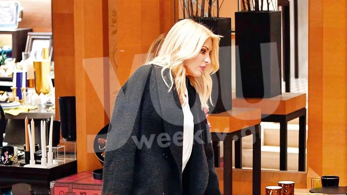 Χαμός με την Ελένη Μενεγάκη σε μαγαζί της Κηφισιάς - Καρέ καρέ τι συνέβη σε αποκλειστικές φωτογραφίες
