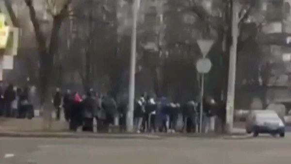 Δύσκολες ώρες για τους Ουκρανούς που ζουν στην Ελλάδα - Προσπαθούν να επιστρέψουν στην χώρα τους