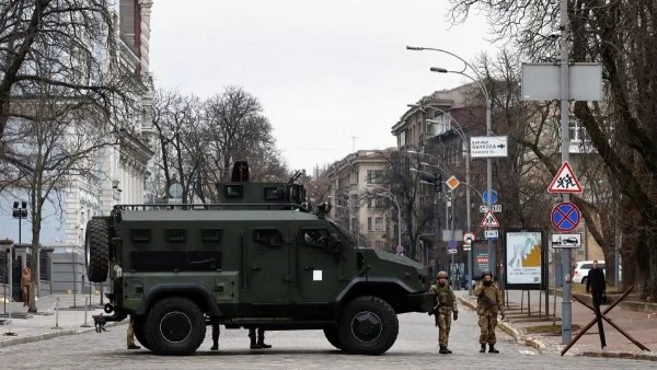 Πόλεμος Ουκρανία: Θετικό το Κίεβο σε συνθηκολόγηση με την Ρωσία για ουδέτερο καθεστώς