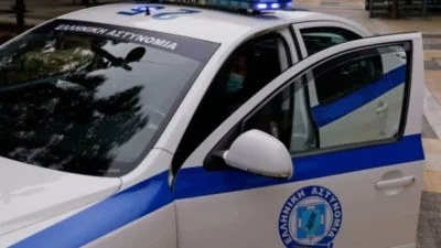 Θρίλερ στη Νέα Ιωνία - Εγκλωβισμένος διαρρήκτης απειλεί αστυνομικούς