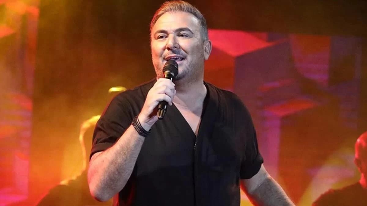 Insta Poll: Ποιο είναι το πραγματικό επίθετο του Αντώνη Ρέμου;
