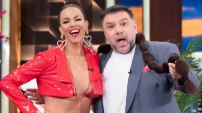 «Ήλπιζα ότι ο γιος μας θα μοιάζει στον άντρα μου και τελικά...» - Η αποκάλυψη της Στικούδη για τον μπέμπη της
