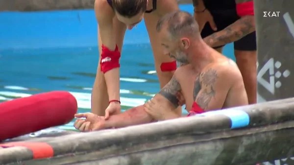 Survivor 5: Ο απίστευτος τραυματισμός του Τάκη Καραγκούνια - Αποχώρησε από τον στίβο μάχης
