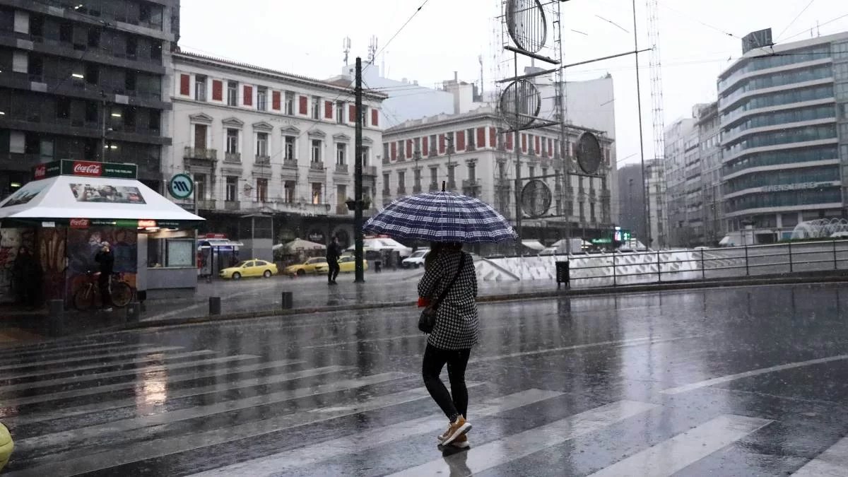 Έκτακτο δελτίο επιδείνωσης του καιρού από την ΕΜΥ - Έρχονται ξανά καταιγίδες και χιόνια