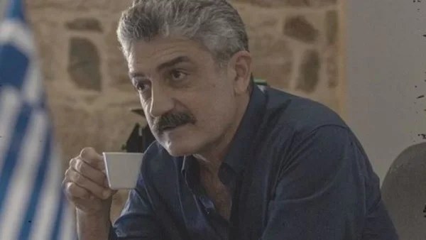 Μελαχρινός με μούσια - Αυτός είναι ο γοητευτικός γιος του Δημήτρη Ήμελλου από την σειρά Σασμός