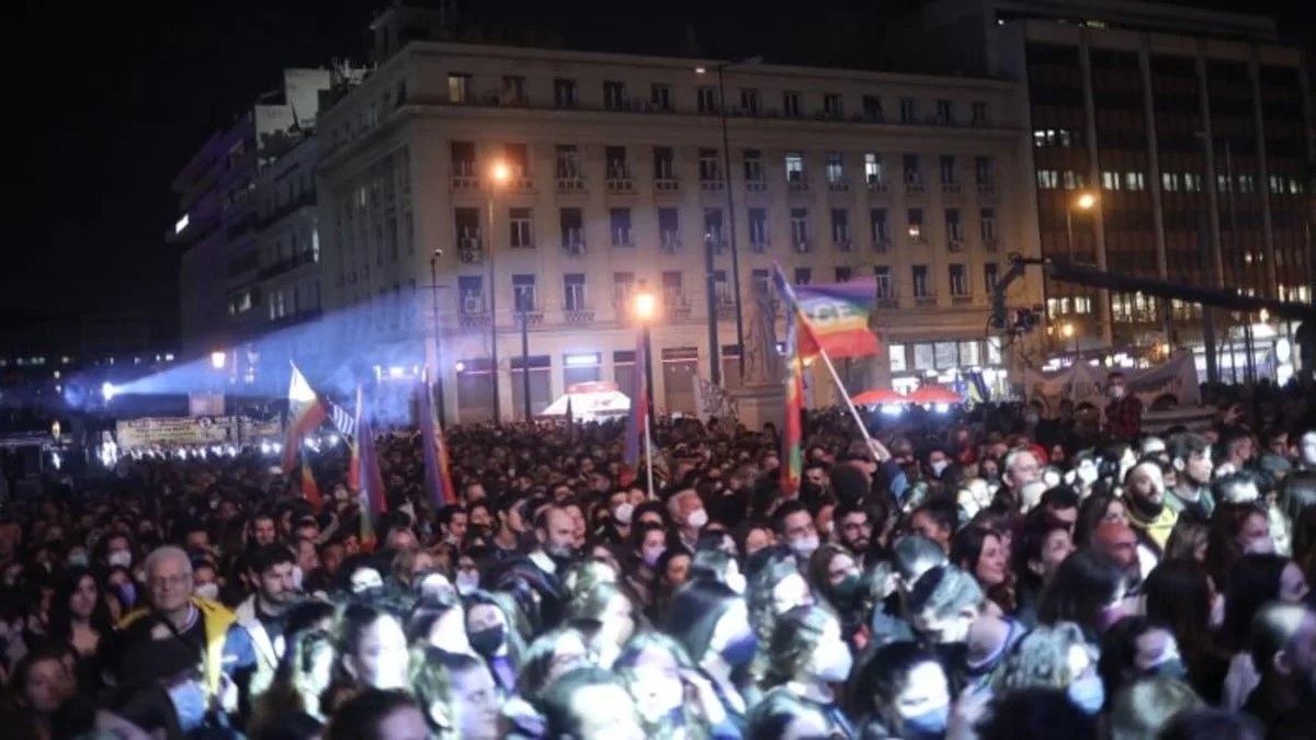 Πόλεμος Ουκρανία: Πλήθος επωνύμων στην συναυλία Ειρήνης στα Προπύλαια