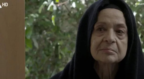Σασμός: ''Υποκλίθηκε'' το Twitter στην γιαγιά Ειρήνη - Η σκηνή με την Καλλιόπη που έγινε viral