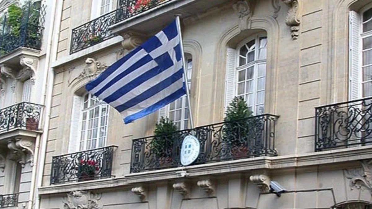 Πόλεμος Ουκρανία: Ξεκίνησε η επιχείρηση απεγκλωβισμού του Έλληνα πρόξενου στην Μαριούπολη