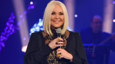 «Δεν χτυπάς κάποιον...» - "Κόλαφος" η νέα ανάρτηση της Ρούλας Κορομηλά