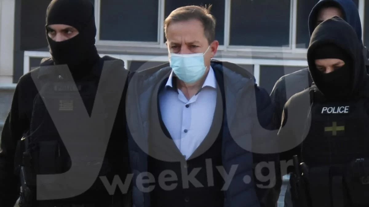 Δημήτρης Λιγνάδης: Αποκλειστικές φωτογραφίες από την άφιξη στο δικαστήριο - Με βλέμμα στο κενό