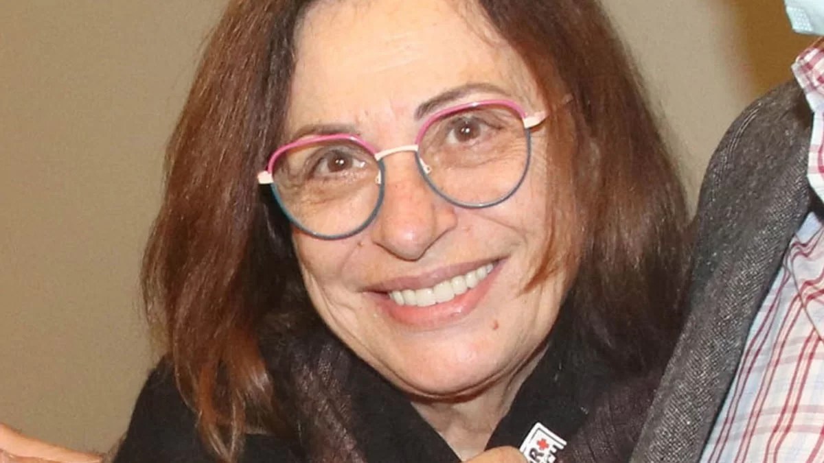 Χάρις Αλεξίου: Ζευγάρι με πασίγνωστη τραγουδίστρια ο γιος της, Μάνος - Στη φόρα κοινή φωτογραφία