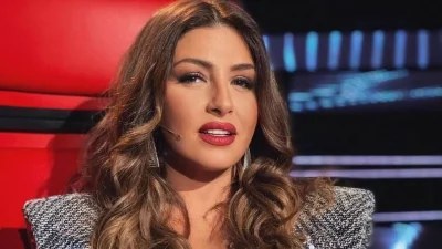 Ασύλληπτο! Θαυμαστής της Έλενας Παπαρίζου πήγε και... - Η φωτογραφία που κάνει τον γύρο του διαδικτύου