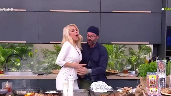 Ατύχημα για την Ελένη Μενεγάκη on air - Ποια ήταν η αντίδρασή της;