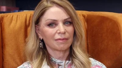 Ελάχιστοι το γνωρίζουν - Η δουλειά που έκανε η Έλλη Στάη πριν την δημοσιογραφία