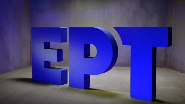 Θρήνος - «Η οικογένεια της ΕΡΤ αποχαιρετά με θλίψη...»