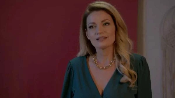 Άσε μας ρε μαμά: Ο Άραβας έρχεται και μια έκπληξη τους περιμένει όλους