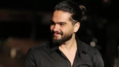Χρήστος Μάστορας: Με φτερά αγγέλου στο νέο του video clip - Η καινούργια του επιτυχία