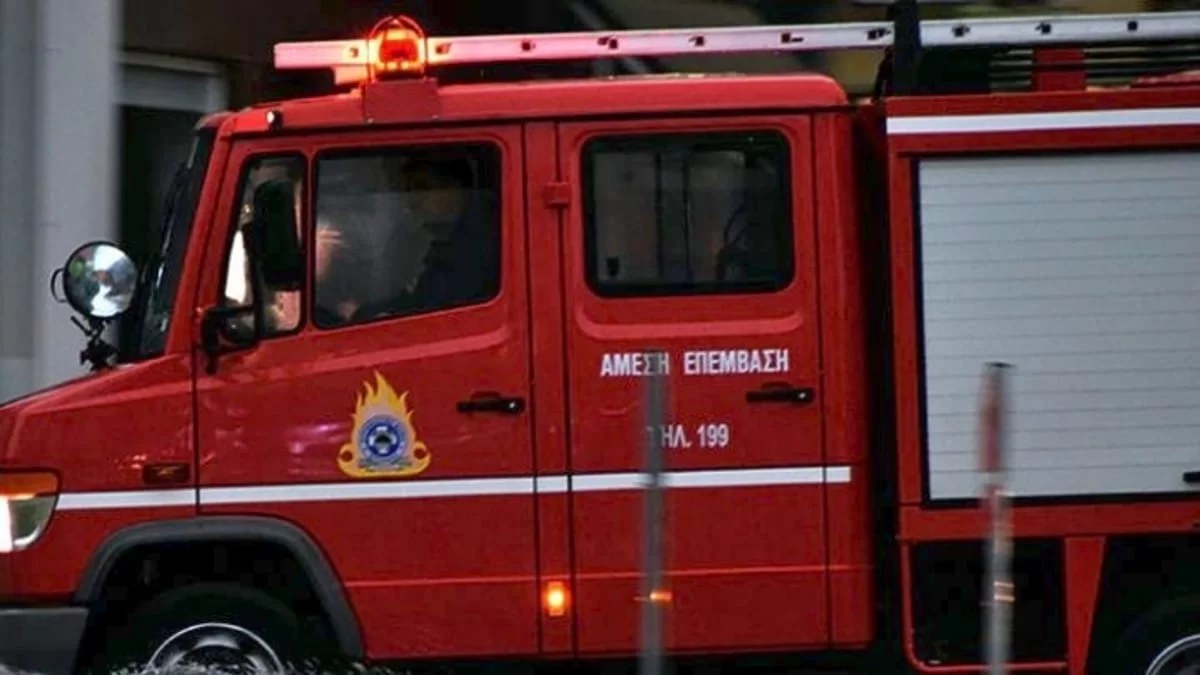 Θεσσαλονίκη: "Λαμπάδιασε" σπίτι ανθρώπου που έκαιγε χαρτιά για να ζεσταθεί